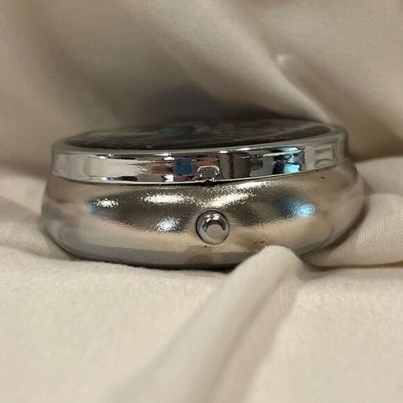 Whimsical Fairies Travel Pill Box 3 Compartment Medicine Pill Case Metal NEW - Picture 4 of 5